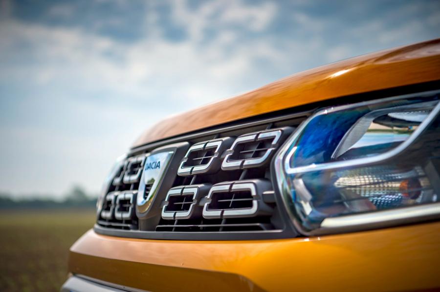 Детали экстерьера Dacia Duster Comfort 2018 года  (UK) (фото 21 из 35)